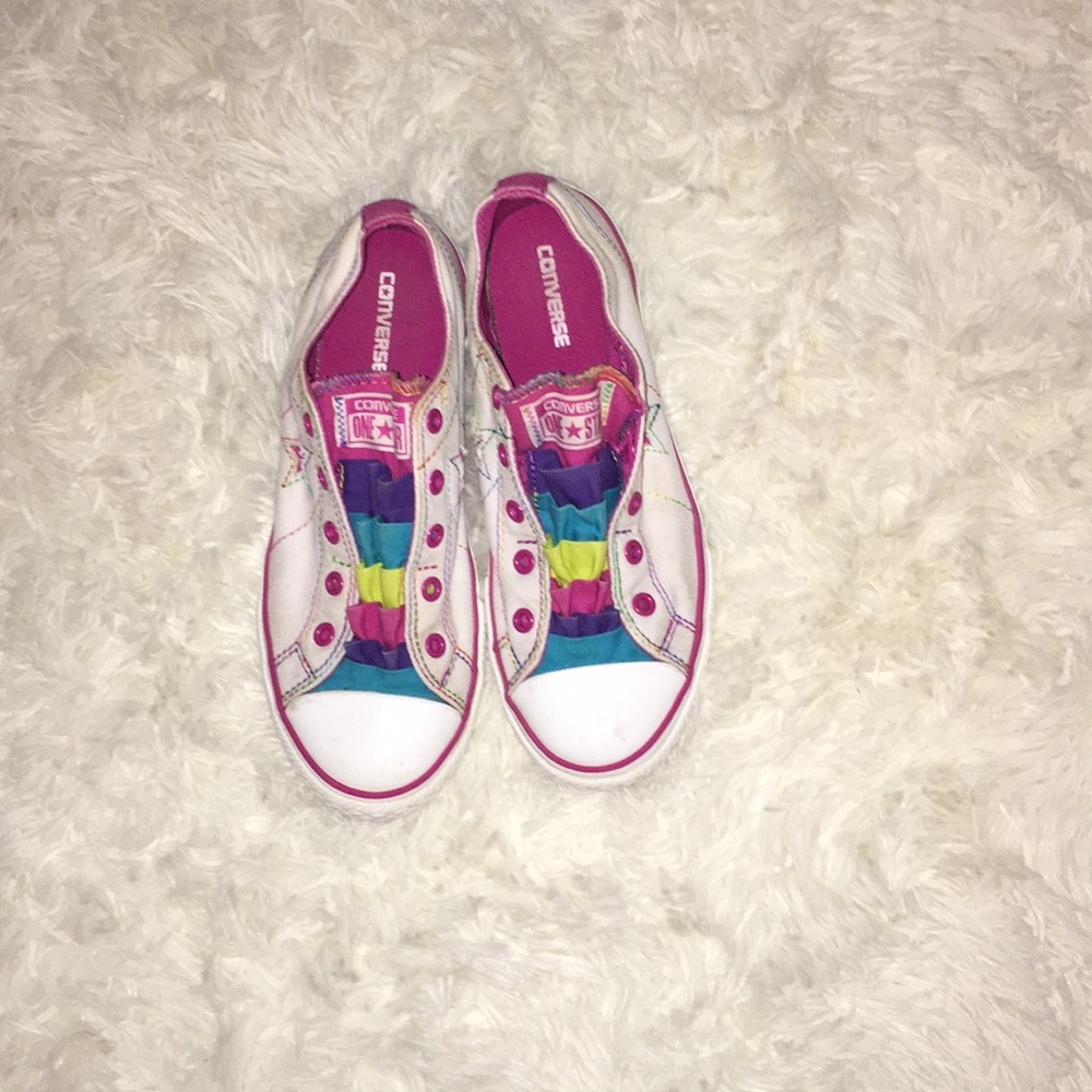 Girls rainbow converse size:5
